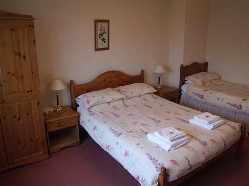 Cefn Uchaf Guesthouse Garndolbenmaen Eksteriør billede